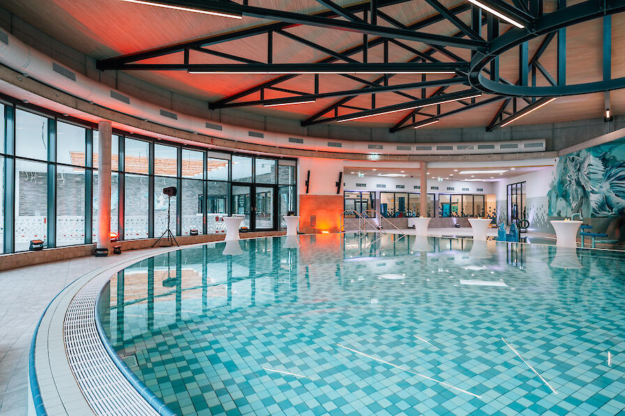 Vitalwarmwasserbecken im Badehaus Benrath.
